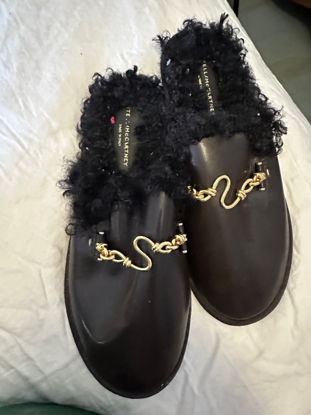 Brand new Stella McCartney Black Faux-Shearling Leather Mules with Gold Chain